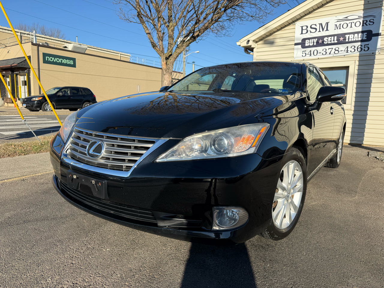 Lexus ES 350 4D Sedan 2011