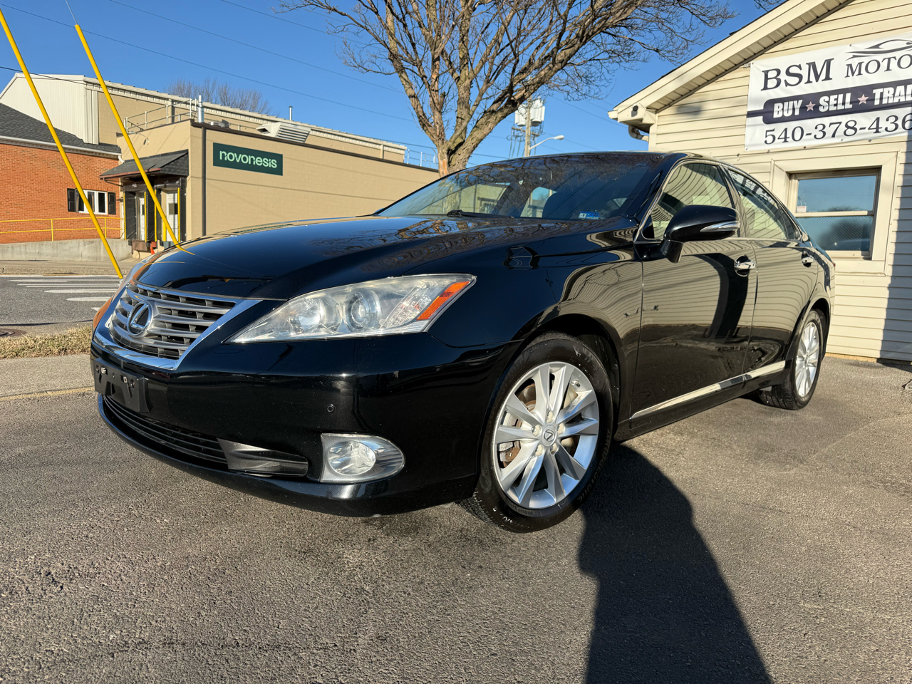 Lexus ES 350 4D Sedan 2011