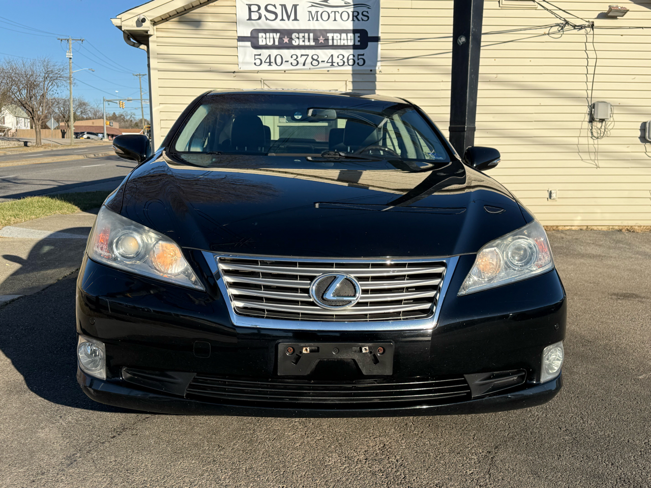 Lexus ES 350 4D Sedan 2011