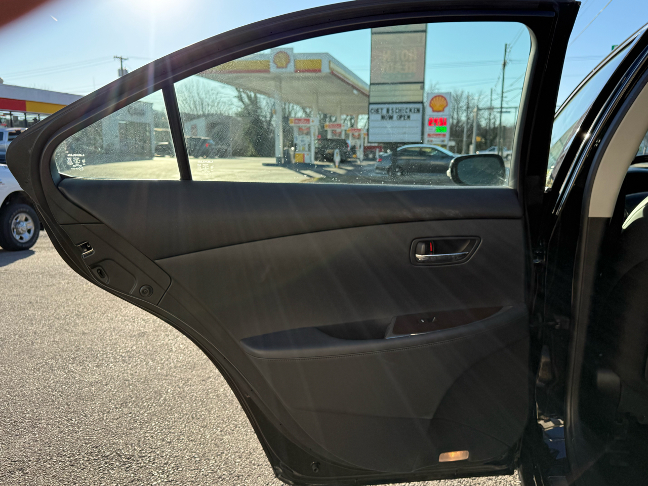 Lexus ES 350 4D Sedan 2011