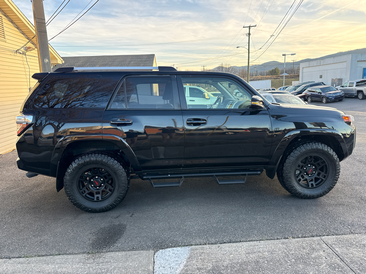 Toyota 4Runner SR5 Premium 4WD 2024