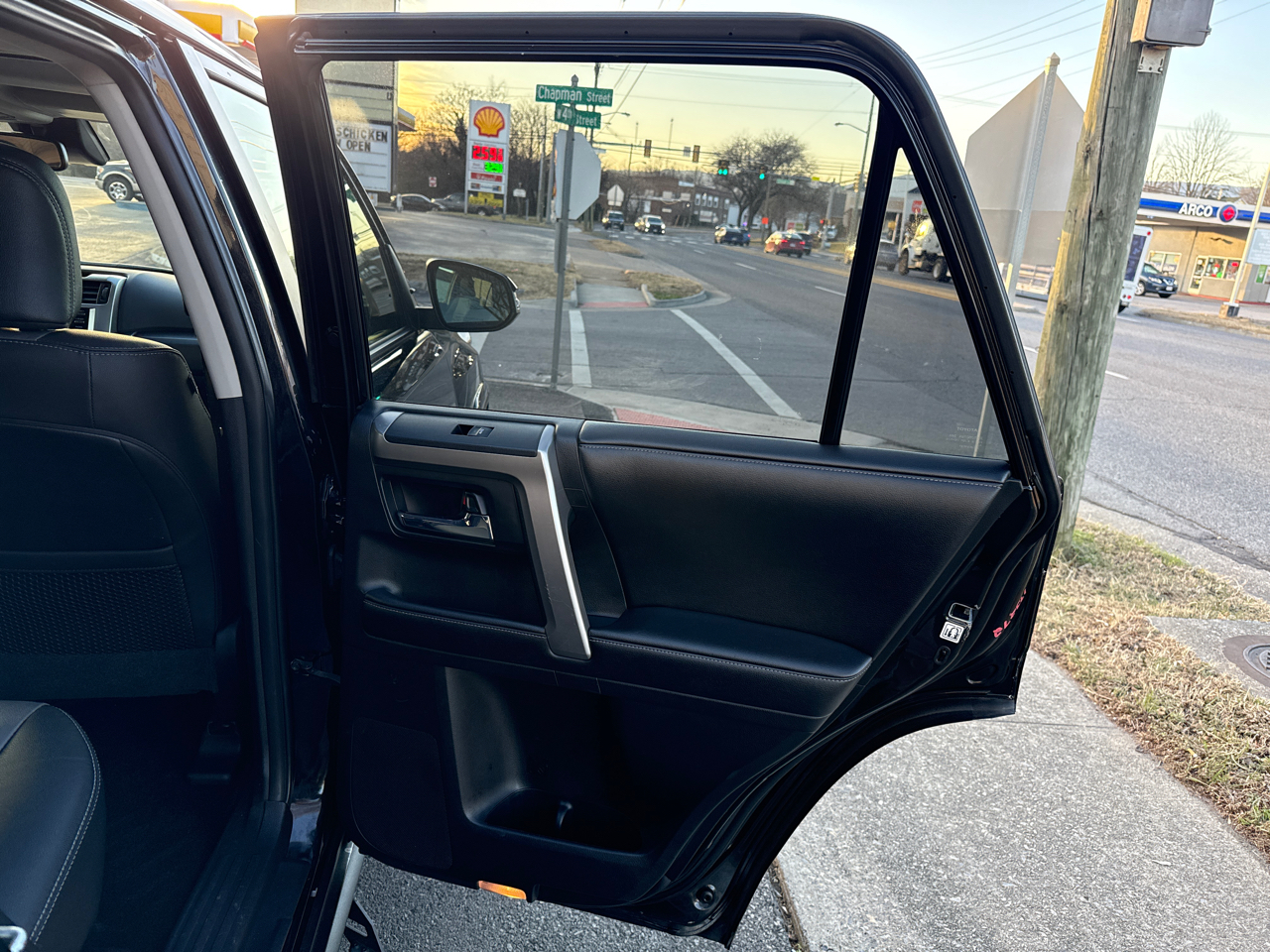 Toyota 4Runner SR5 Premium 4WD 2024