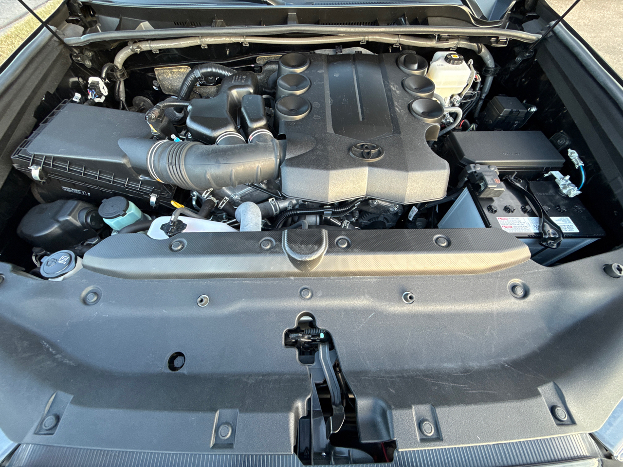 Toyota 4Runner SR5 Premium 4WD 2024