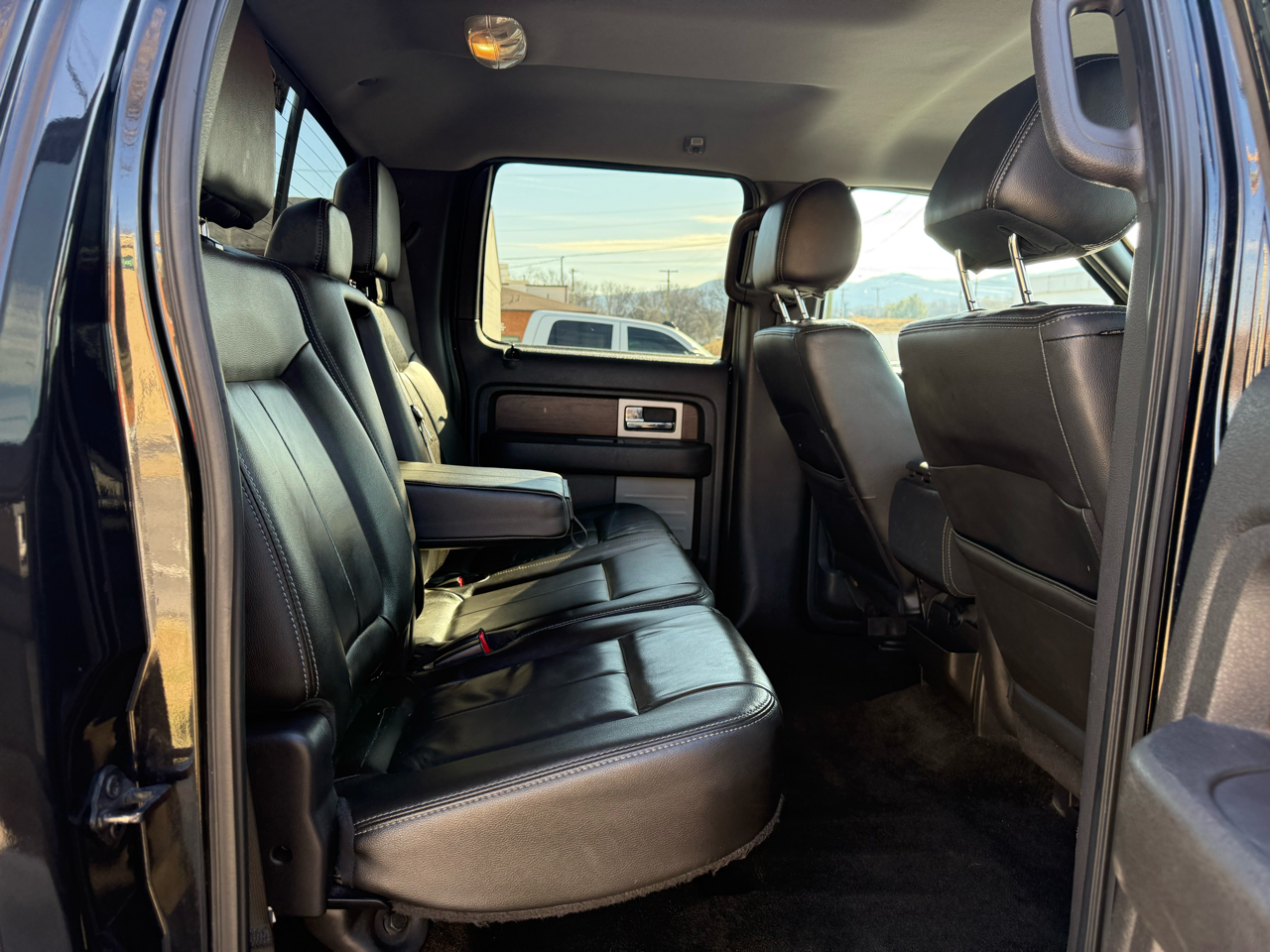 Ford F-150 Platinum SuperCrew 6.5-ft. Bed 4WD 2014