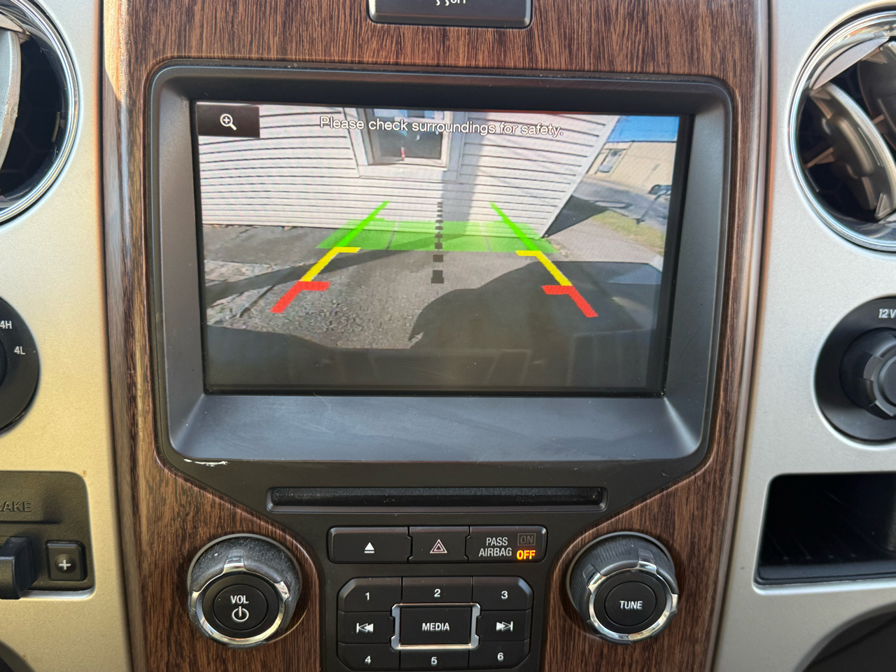 Ford F-150 Platinum SuperCrew 6.5-ft. Bed 4WD 2014