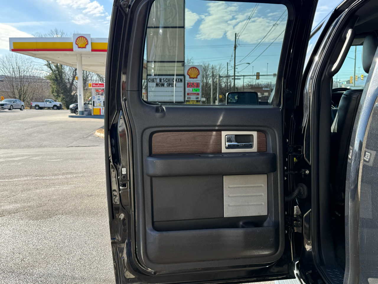 Ford F-150 Platinum SuperCrew 6.5-ft. Bed 4WD 2014