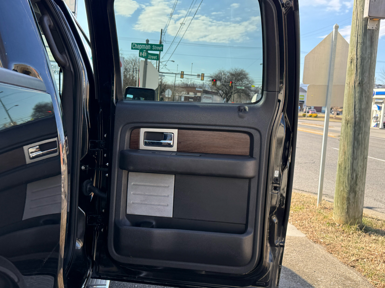 Ford F-150 Platinum SuperCrew 6.5-ft. Bed 4WD 2014