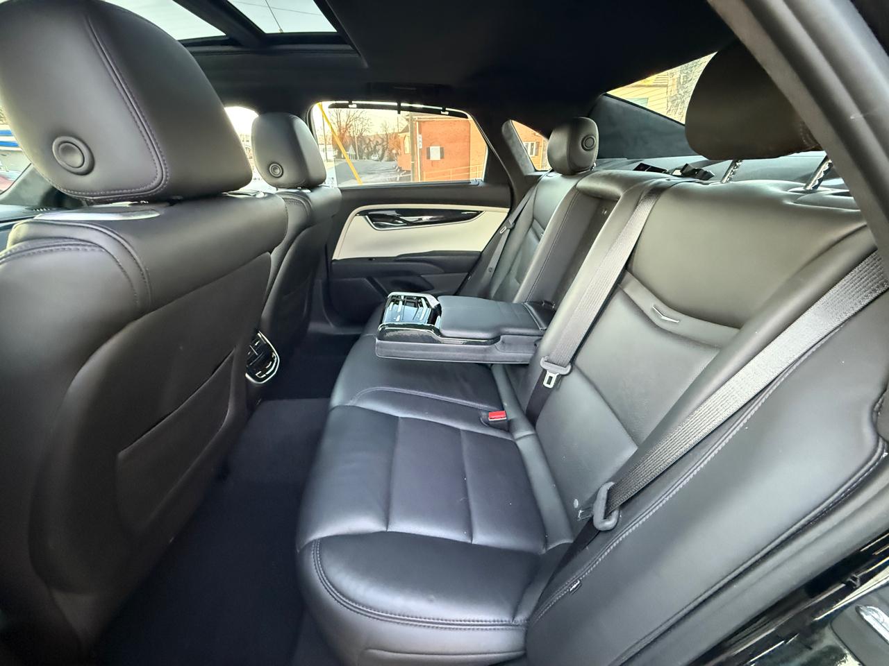 Cadillac XTS Platinum AWD 2016