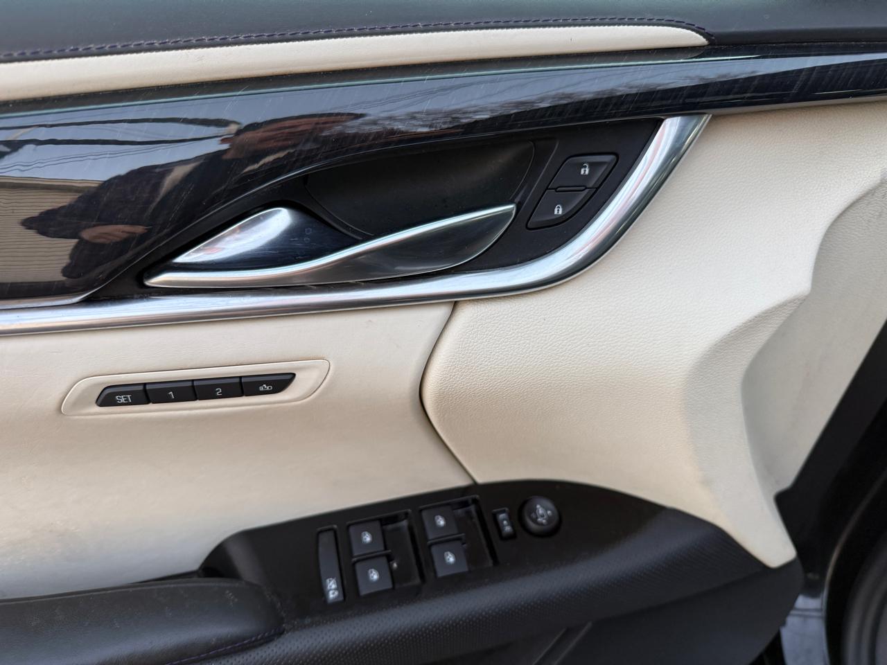 Cadillac XTS Platinum AWD 2016