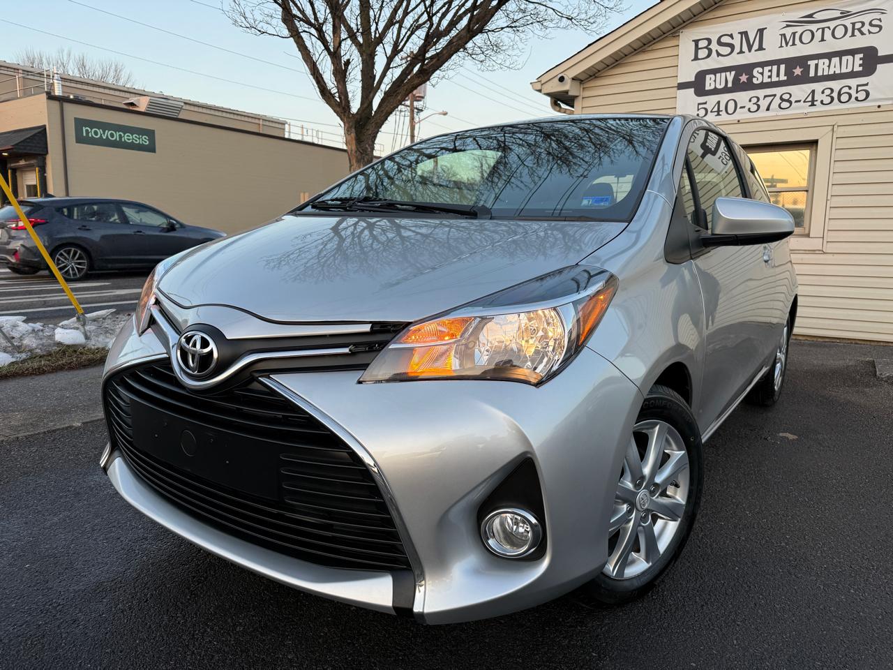 Toyota Yaris L 3-Door AT 2015