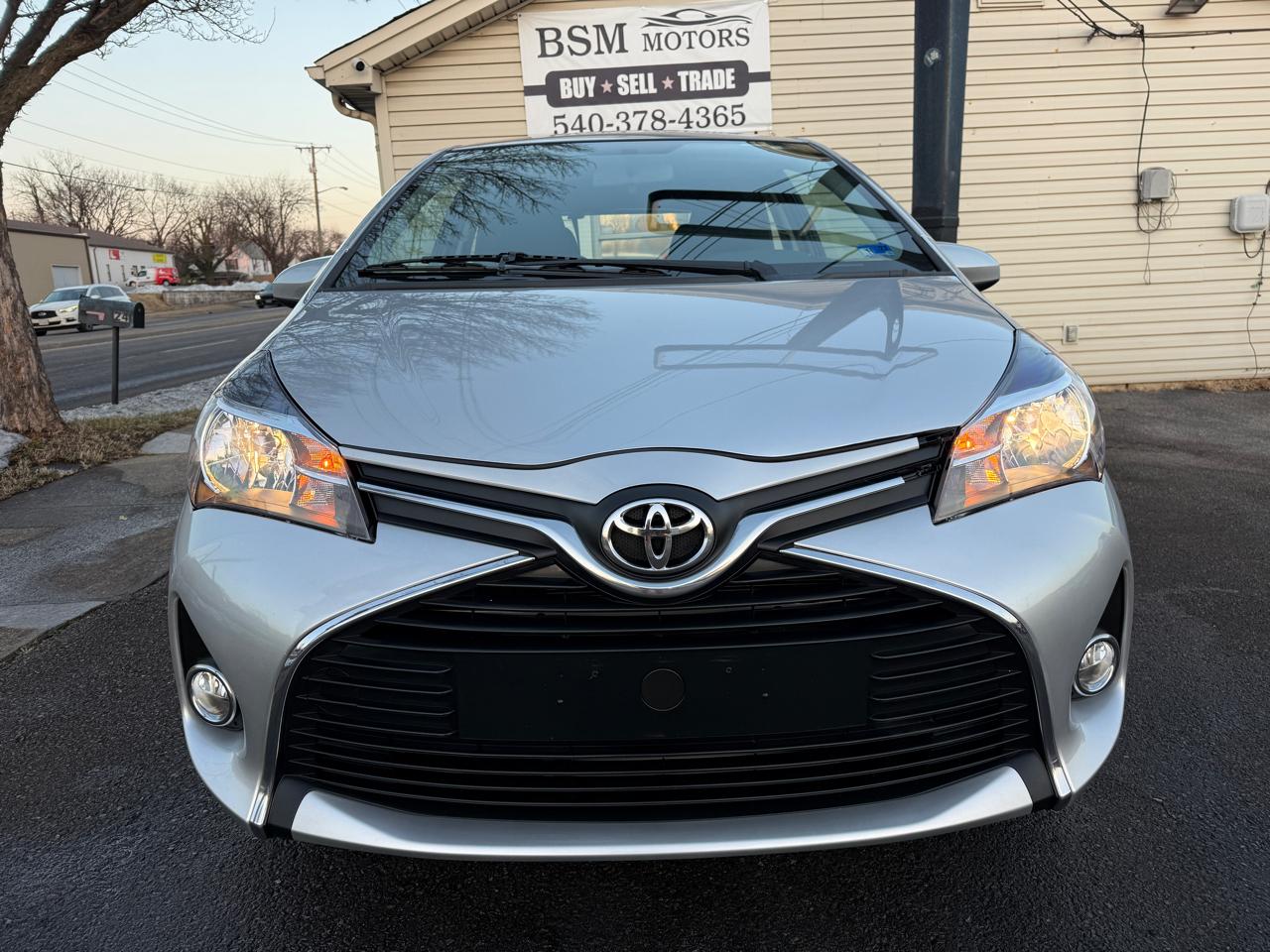 Toyota Yaris L 3-Door AT 2015