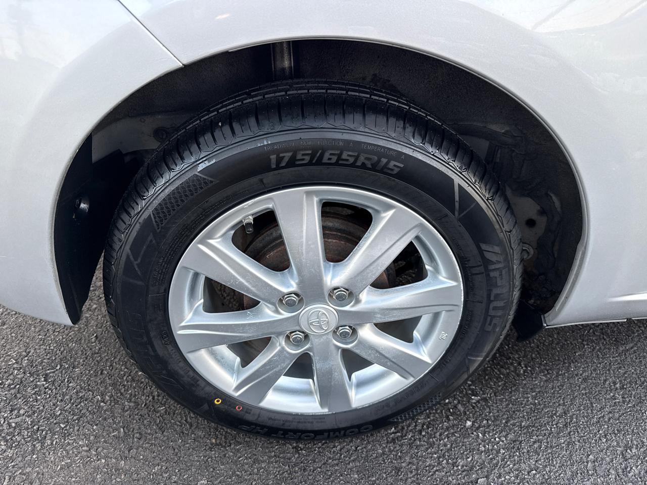 Toyota Yaris L 3-Door AT 2015