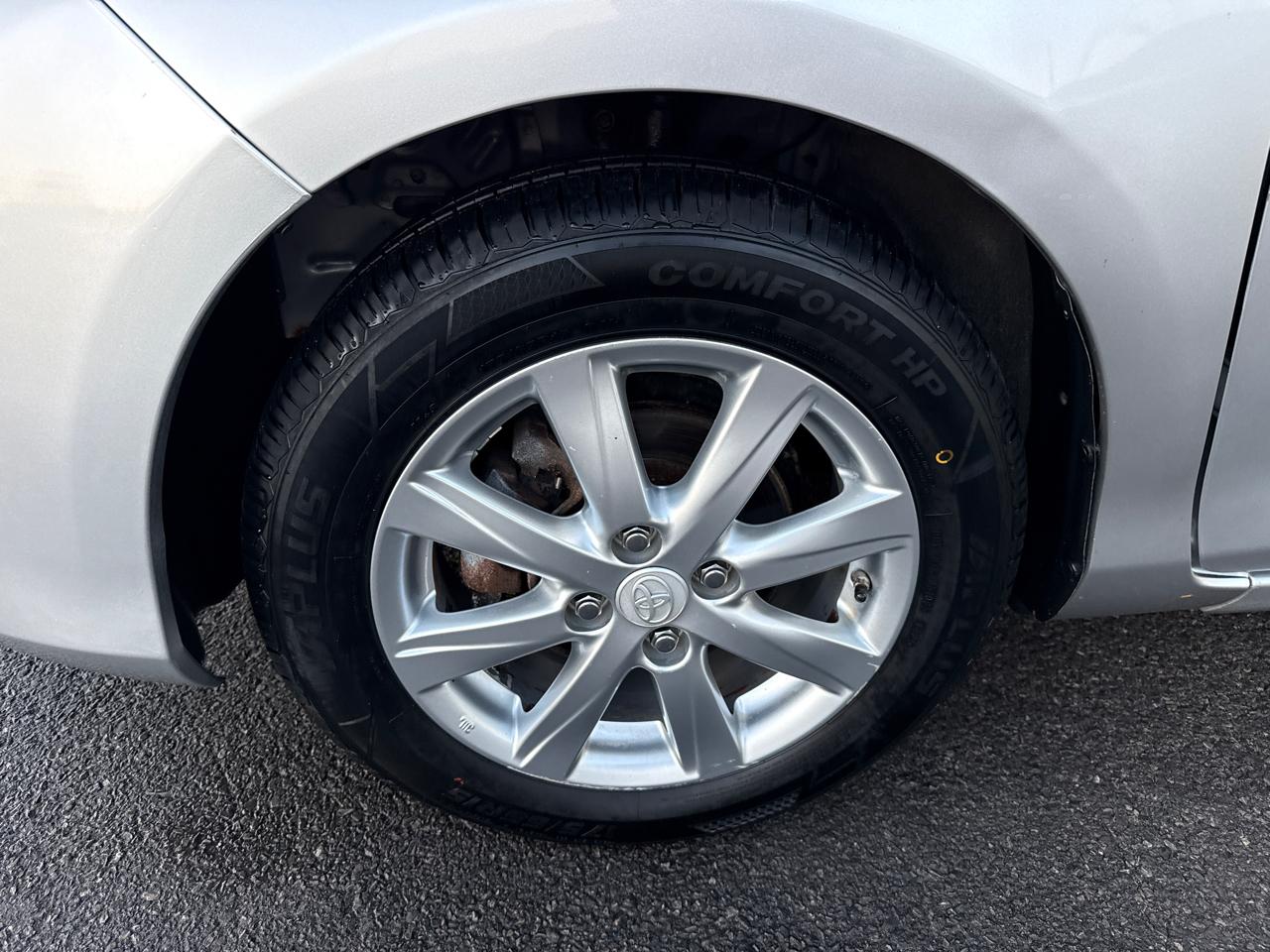 Toyota Yaris L 3-Door AT 2015