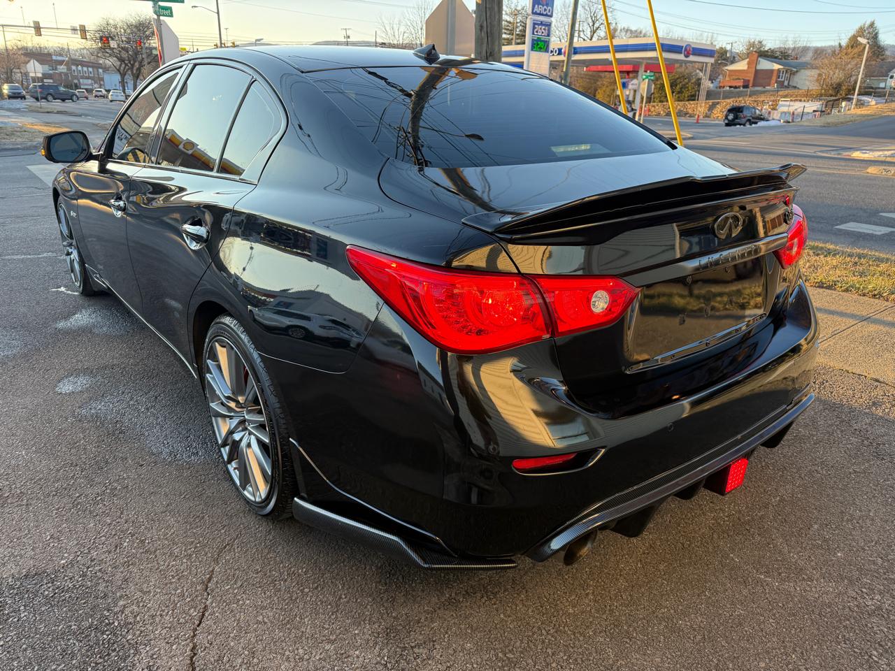 Infiniti Q50 Red Sport 400 2017