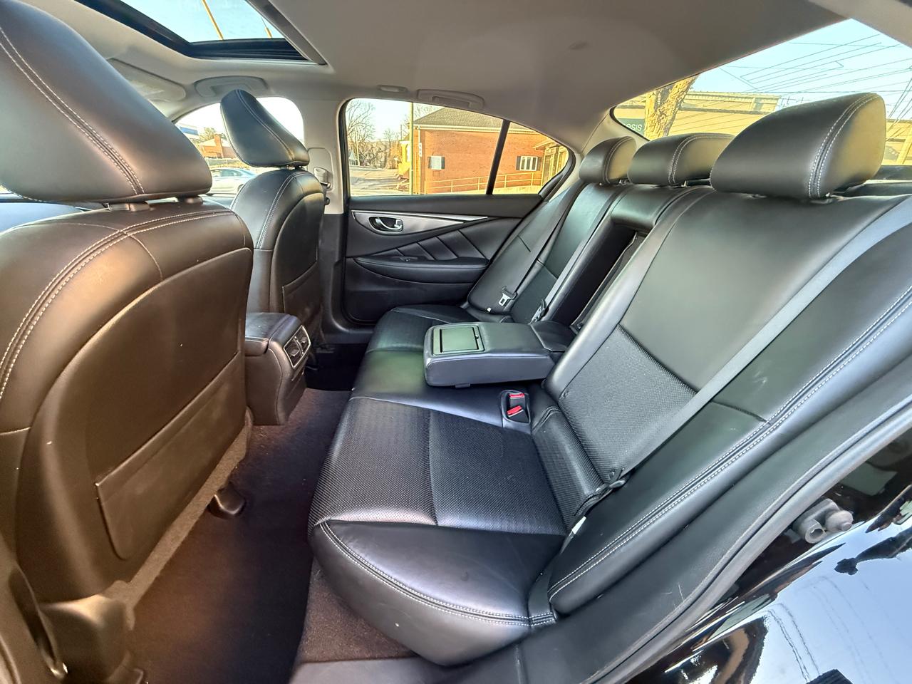 Infiniti Q50 Red Sport 400 2017