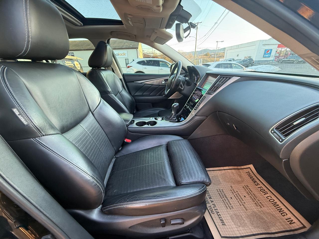 Infiniti Q50 Red Sport 400 2017