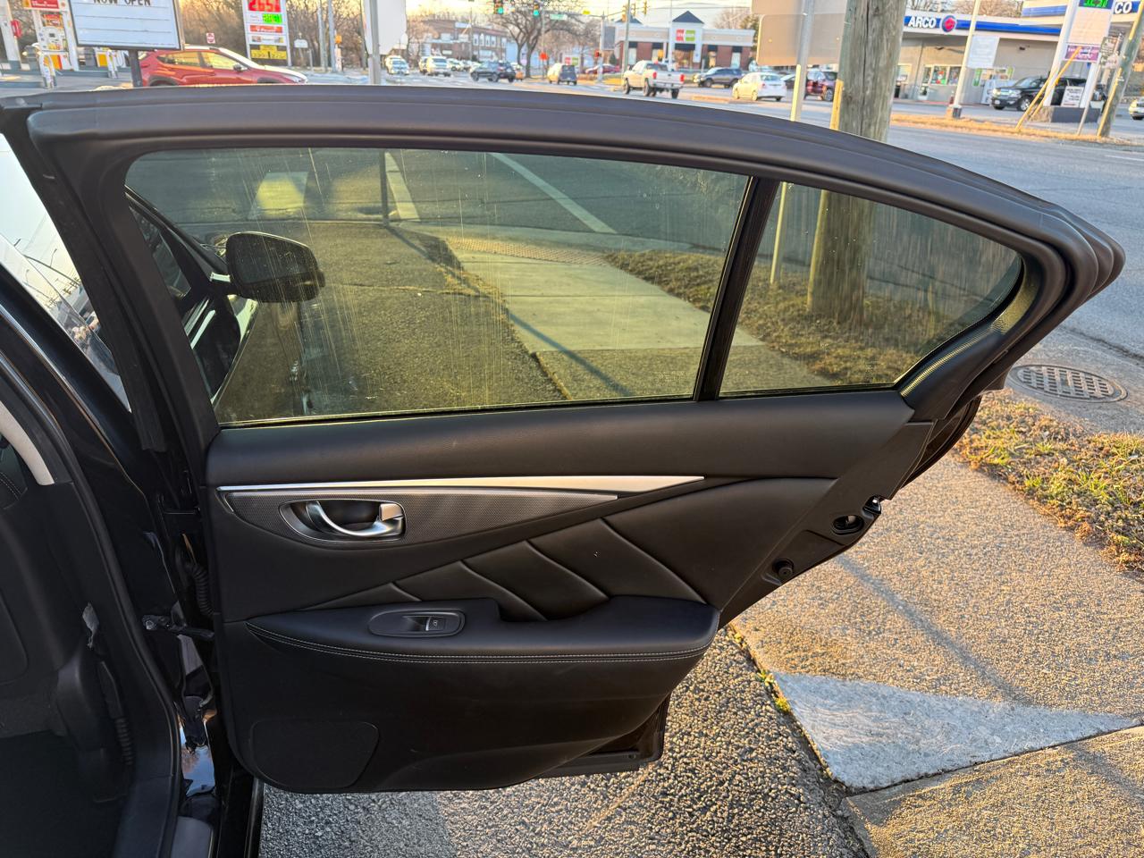 Infiniti Q50 Red Sport 400 2017