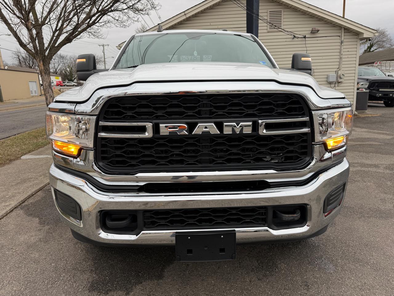 RAM 2500 Tradesman Crew Cab LWB 4WD 2023