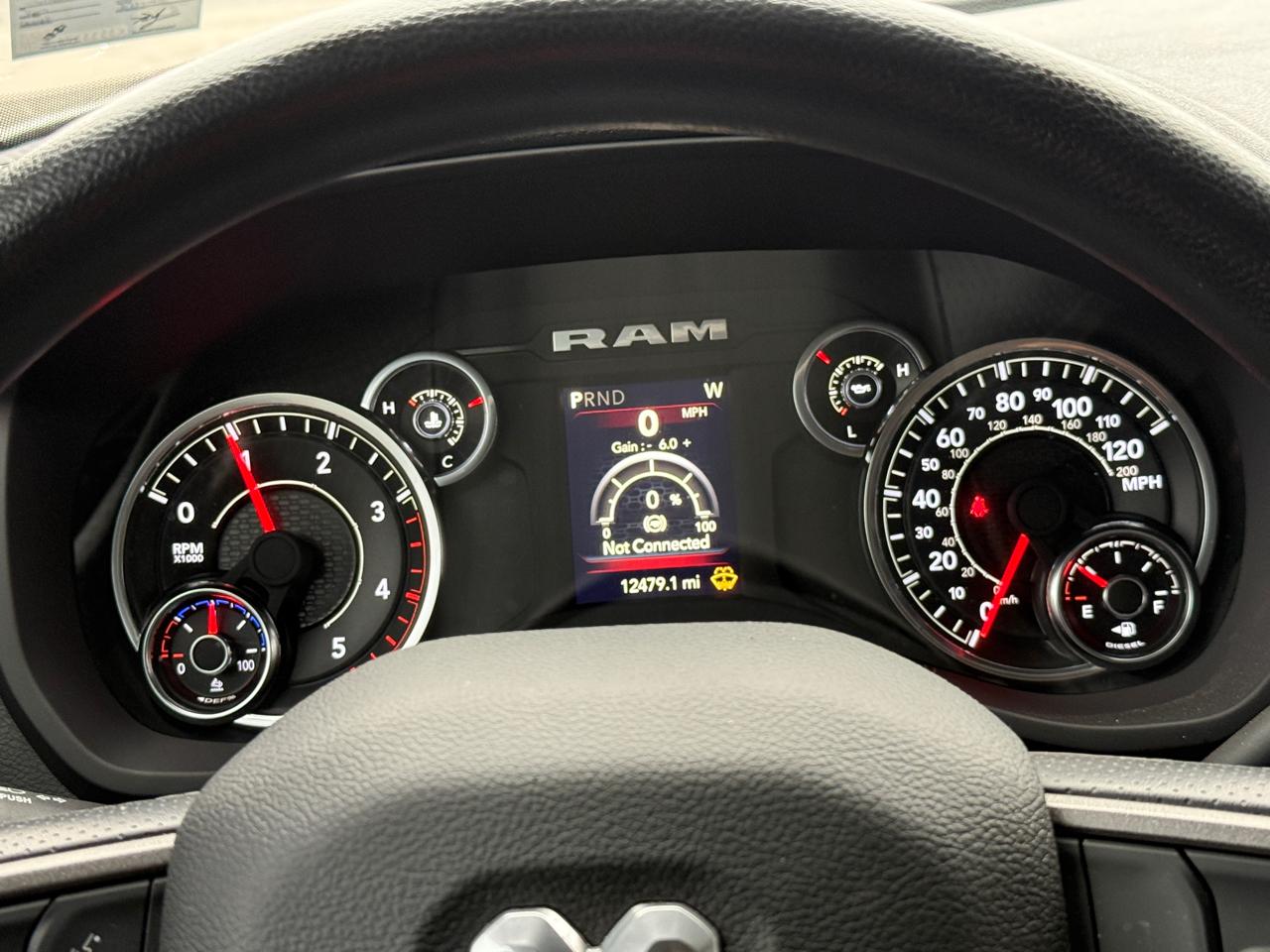 RAM 2500 Tradesman Crew Cab LWB 4WD 2023