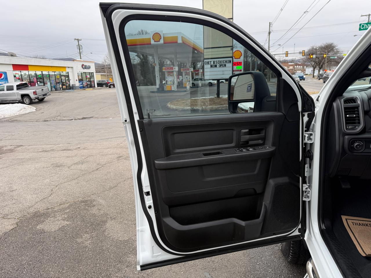 RAM 2500 Tradesman Crew Cab LWB 4WD 2023