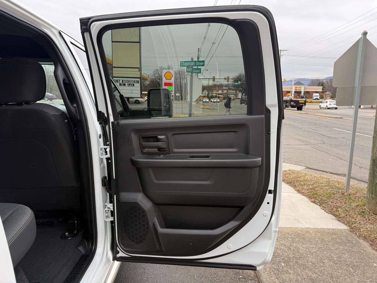 RAM 2500 Tradesman Crew Cab LWB 4WD 2023