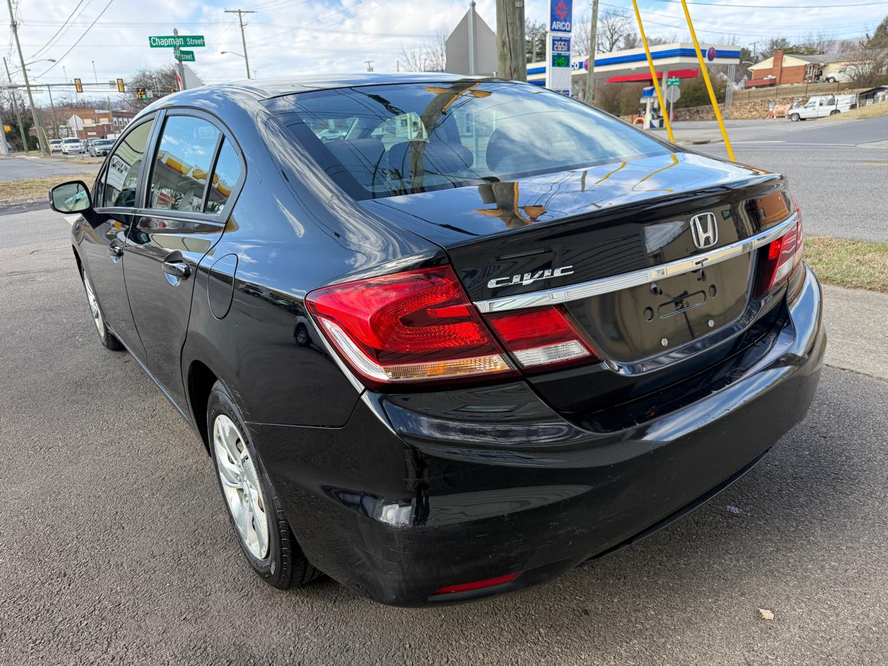 Honda Civic LX Sedan 5-Speed AT 2013