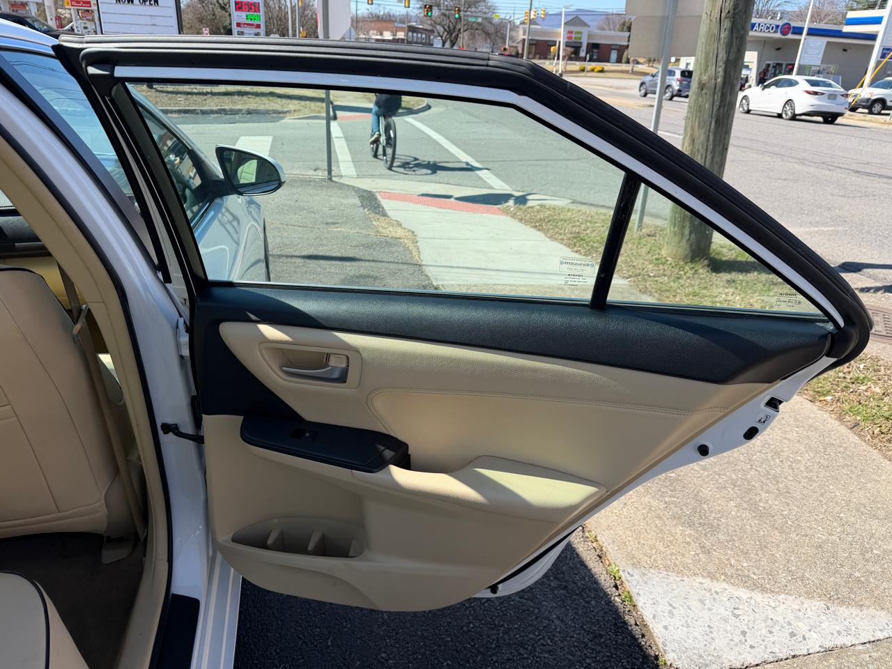 Toyota Camry XLE 2016