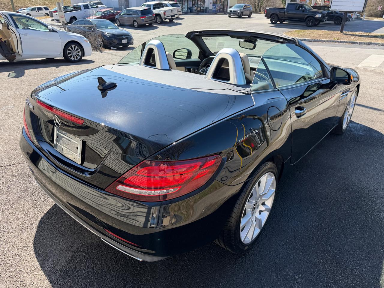 Mercedes-Benz SLC-Class SLC300 2018