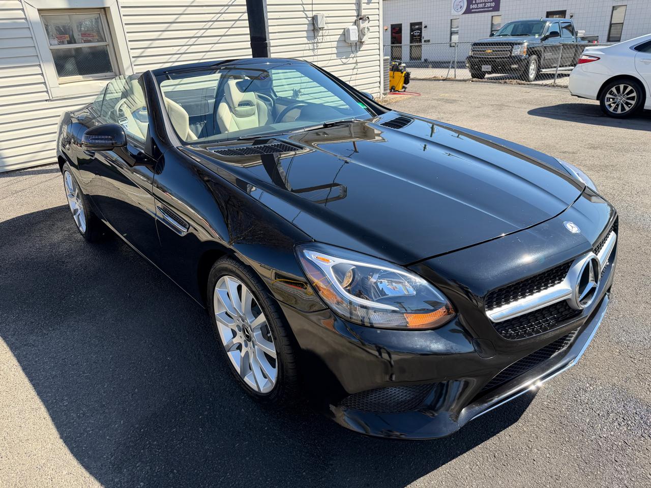 Mercedes-Benz SLC-Class SLC300 2018