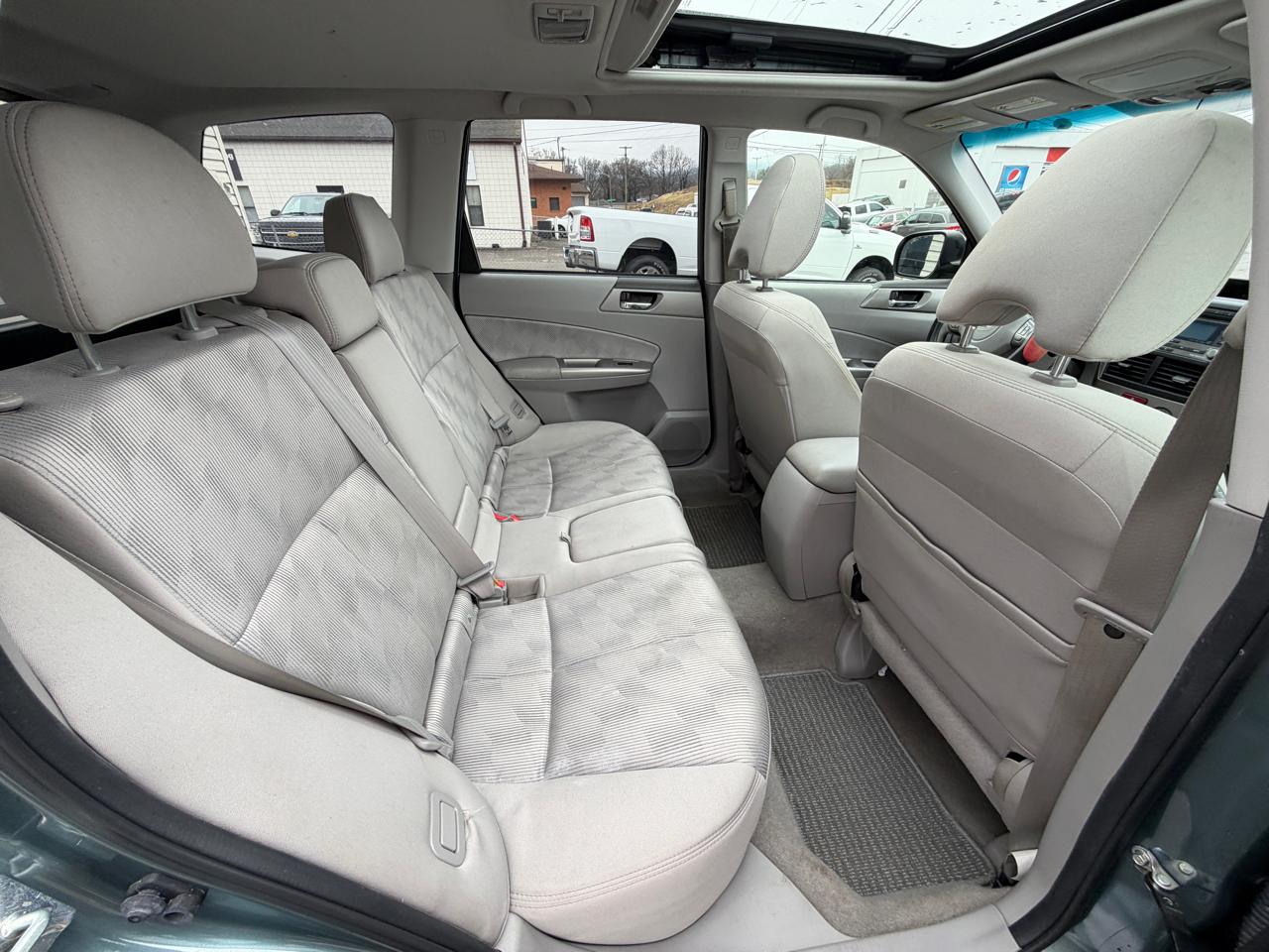 Subaru Forester 2.5X Premium 2010