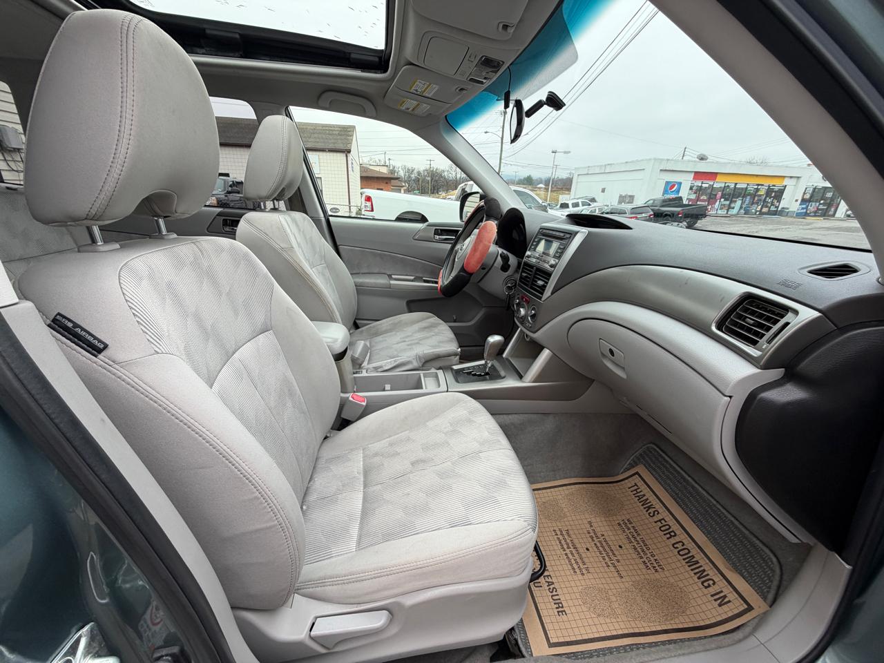 Subaru Forester 2.5X Premium 2010