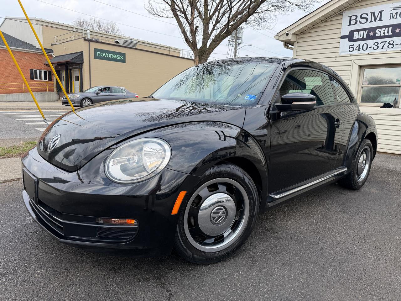 Volkswagen Beetle  2013