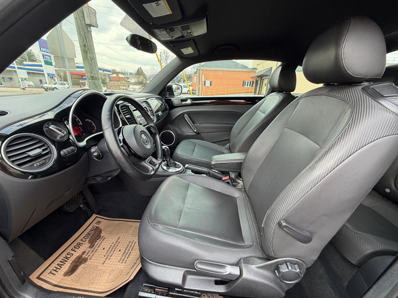 Volkswagen Beetle  2013