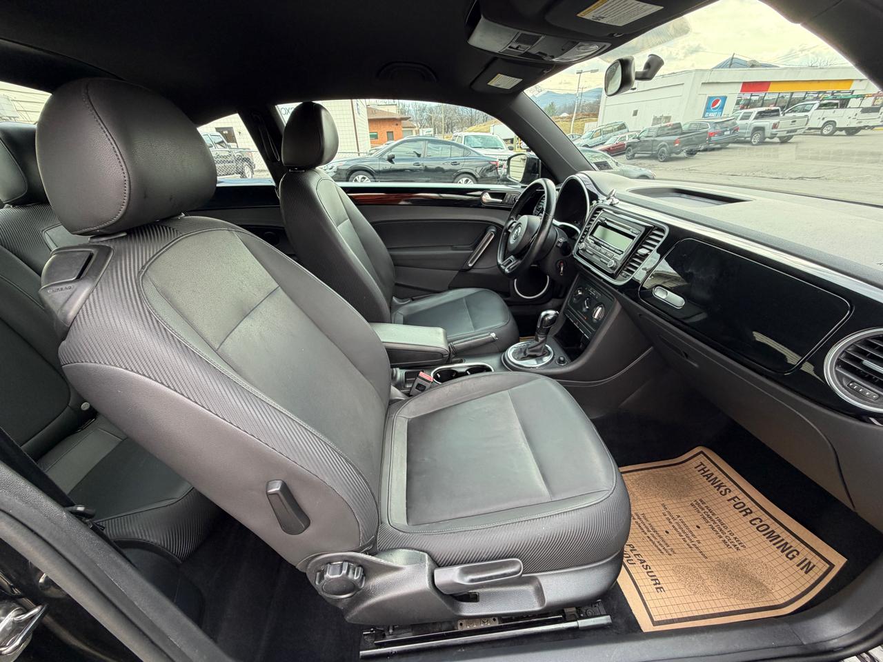 Volkswagen Beetle  2013