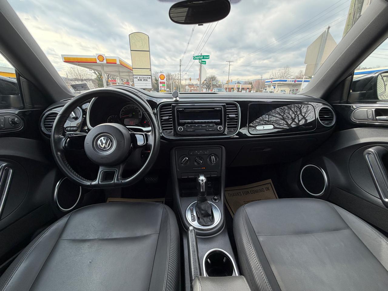 Volkswagen Beetle  2013