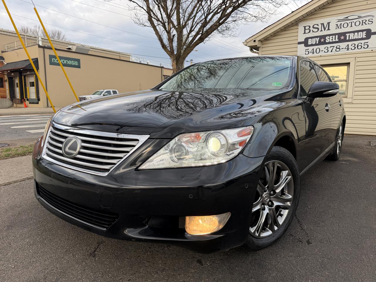 Lexus LS 460 L Luxury Sedan AWD 2012