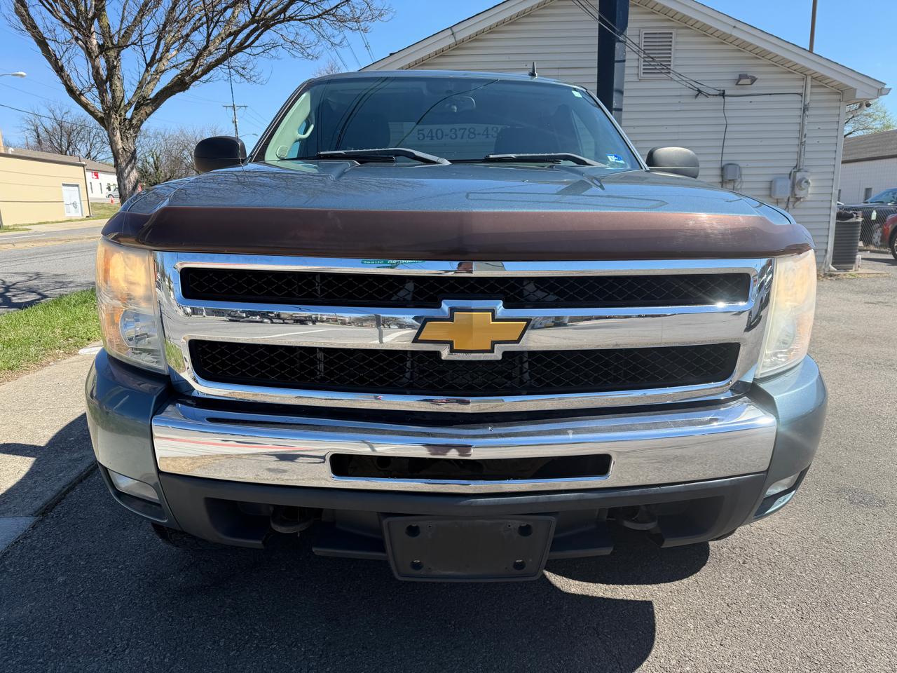 Chevrolet Silverado 1500 LT Ext. Cab Long Box 4WD 2011