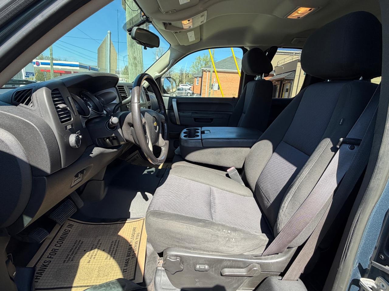 Chevrolet Silverado 1500 LT Ext. Cab Long Box 4WD 2011