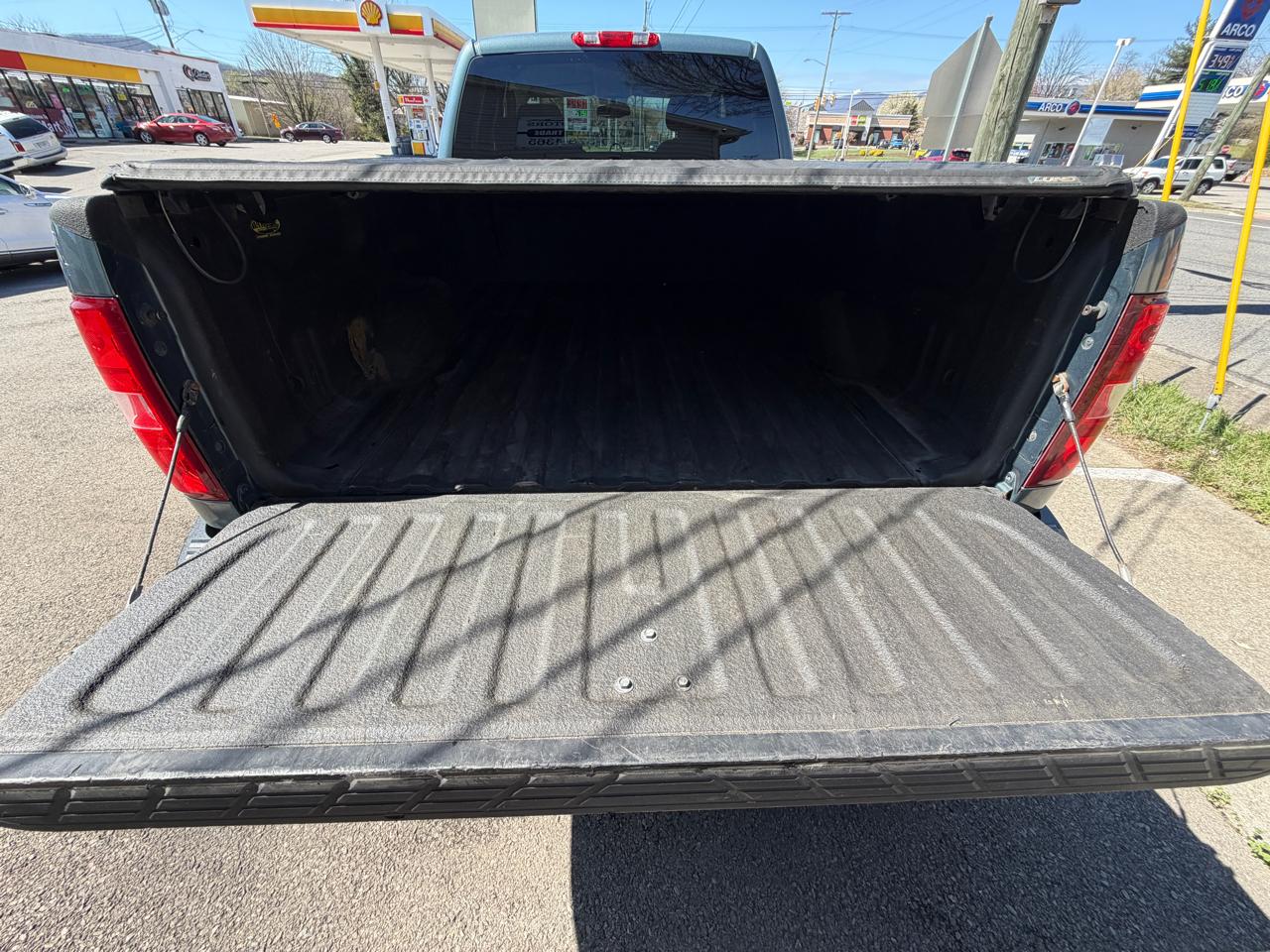 Chevrolet Silverado 1500 LT Ext. Cab Long Box 4WD 2011