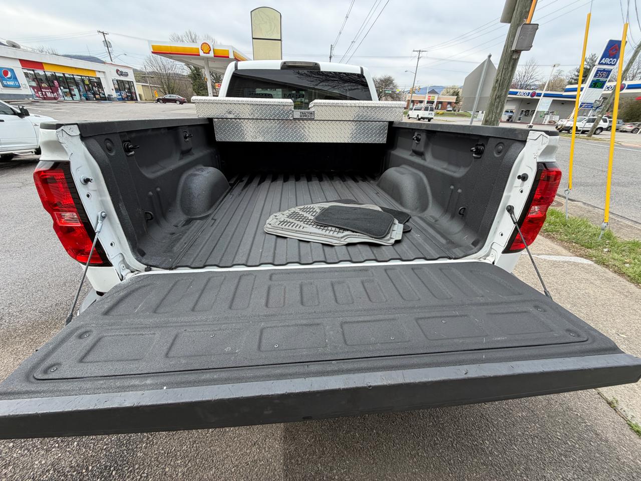 Chevrolet Silverado 1500  2018