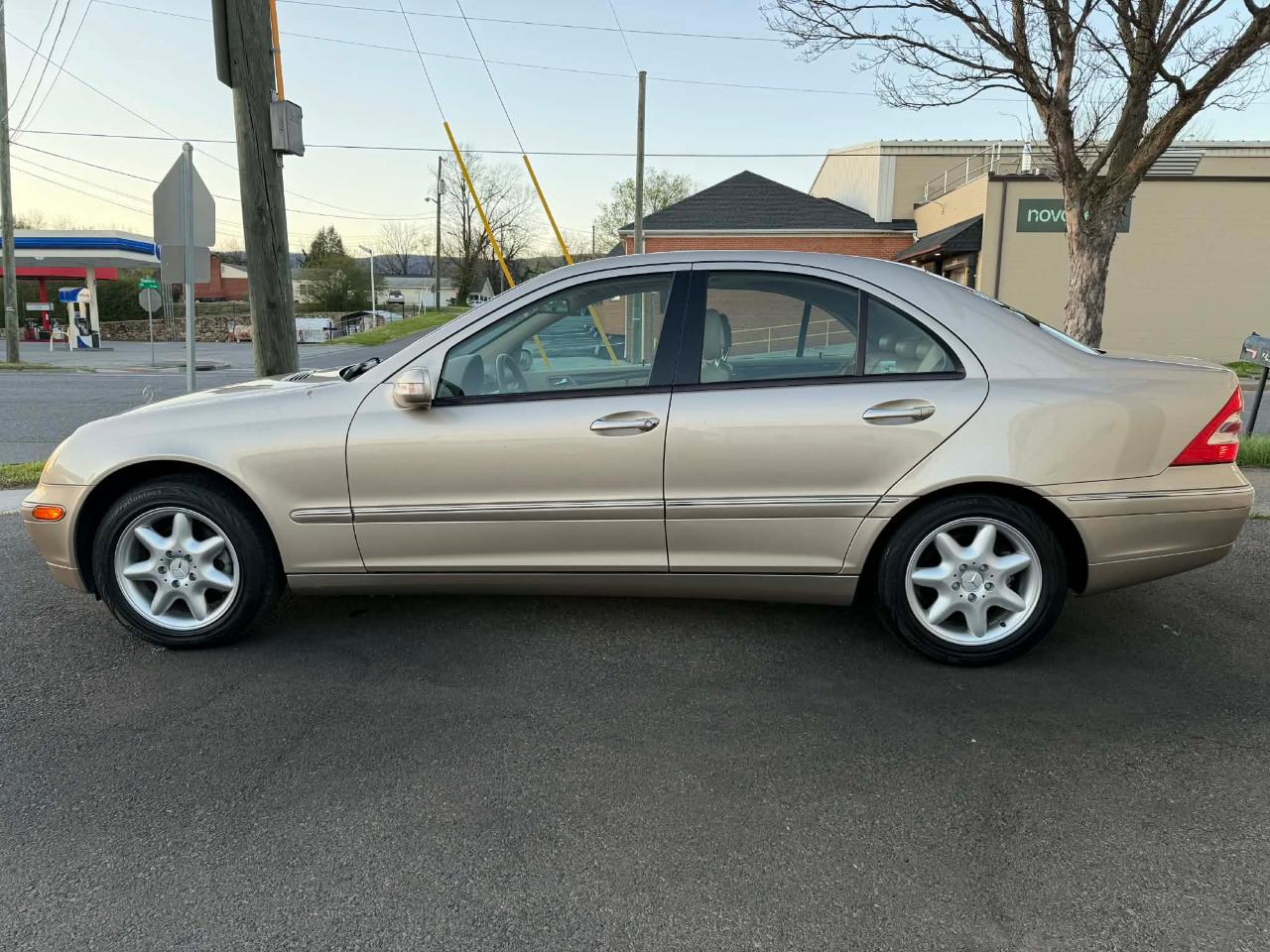 Mercedes-Benz C-Class C240 Sedan 2002