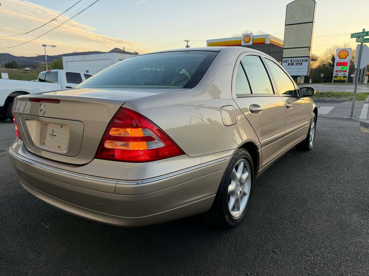 Mercedes-Benz C-Class C240 Sedan 2002