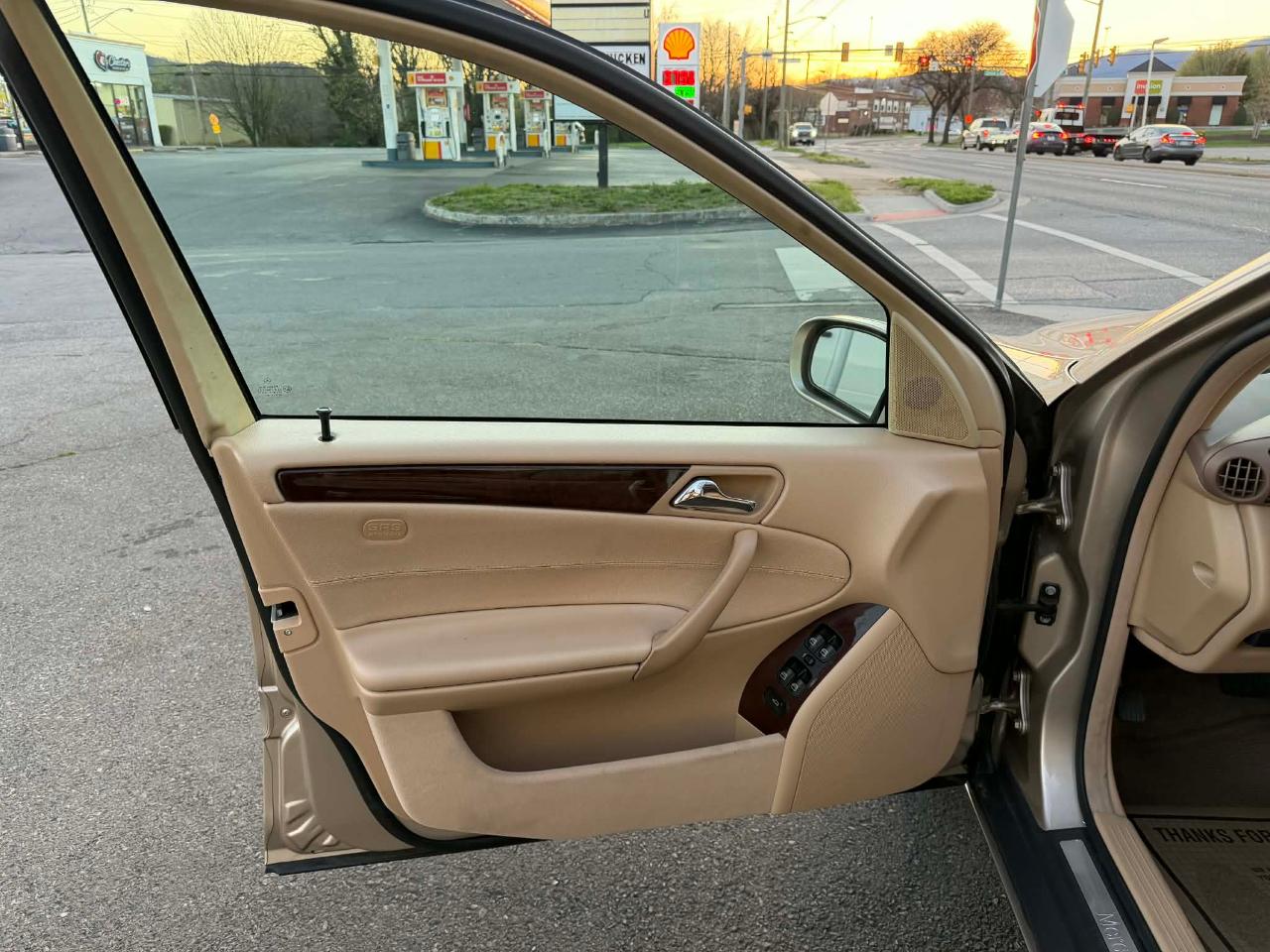 Mercedes-Benz C-Class C240 Sedan 2002