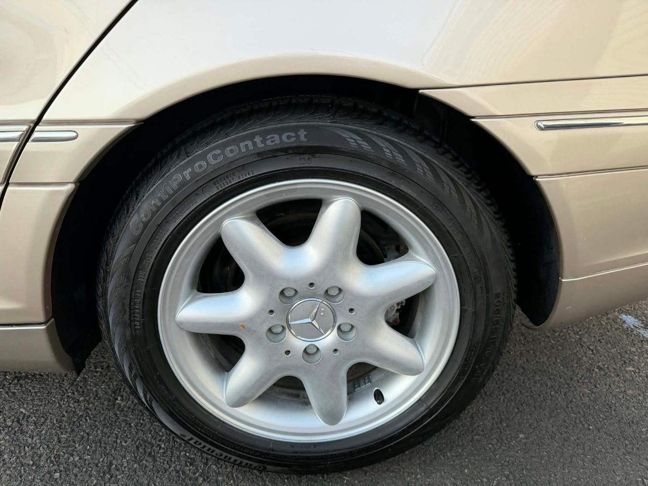 Mercedes-Benz C-Class C240 Sedan 2002