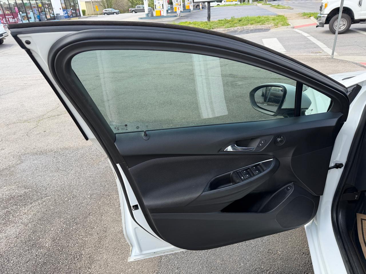 Chevrolet Cruze LS Auto 2019