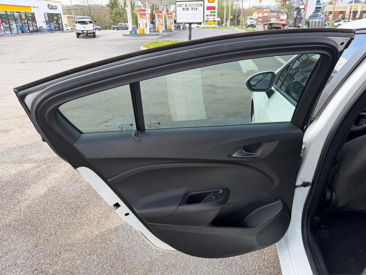 Chevrolet Cruze LS Auto 2019