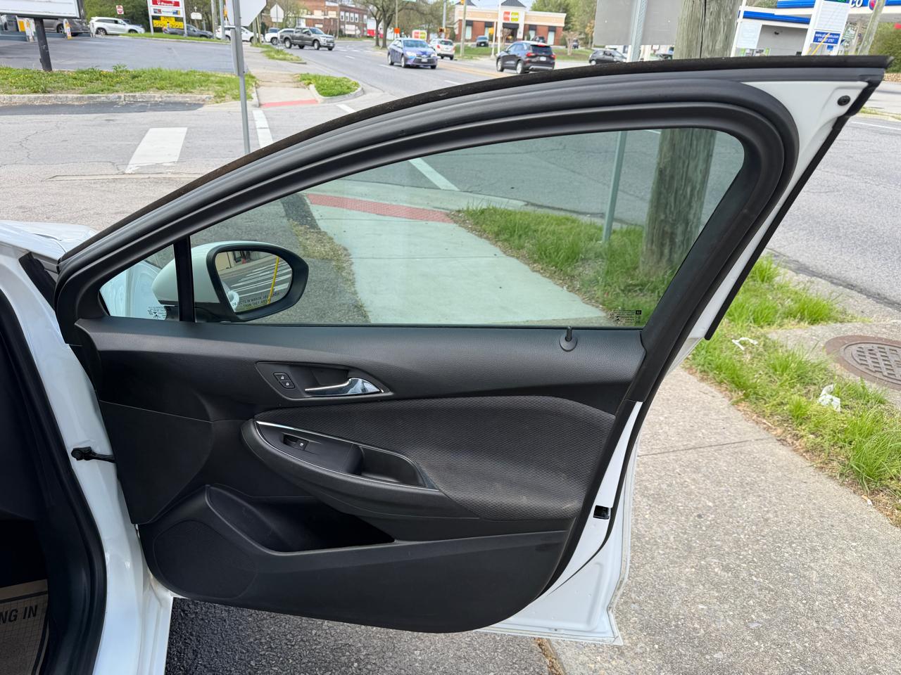 Chevrolet Cruze LS Auto 2019