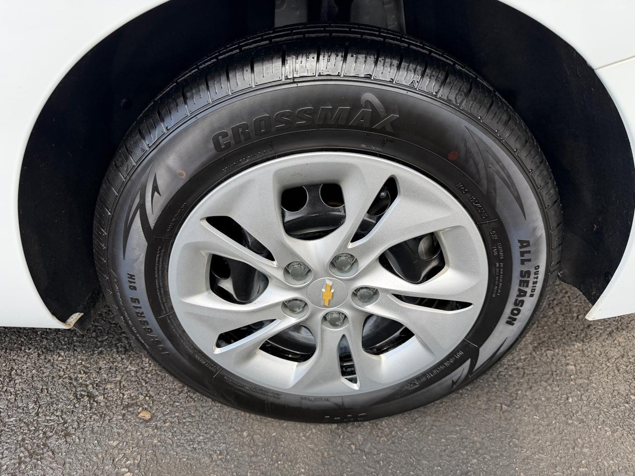 Chevrolet Cruze LS Auto 2019