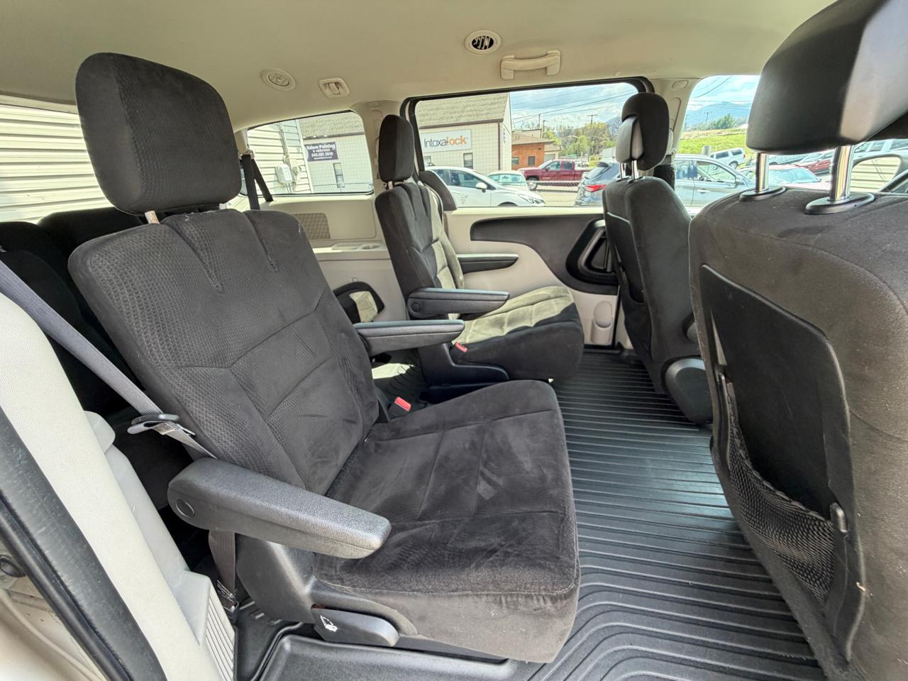 Dodge Grand Caravan SE 2015