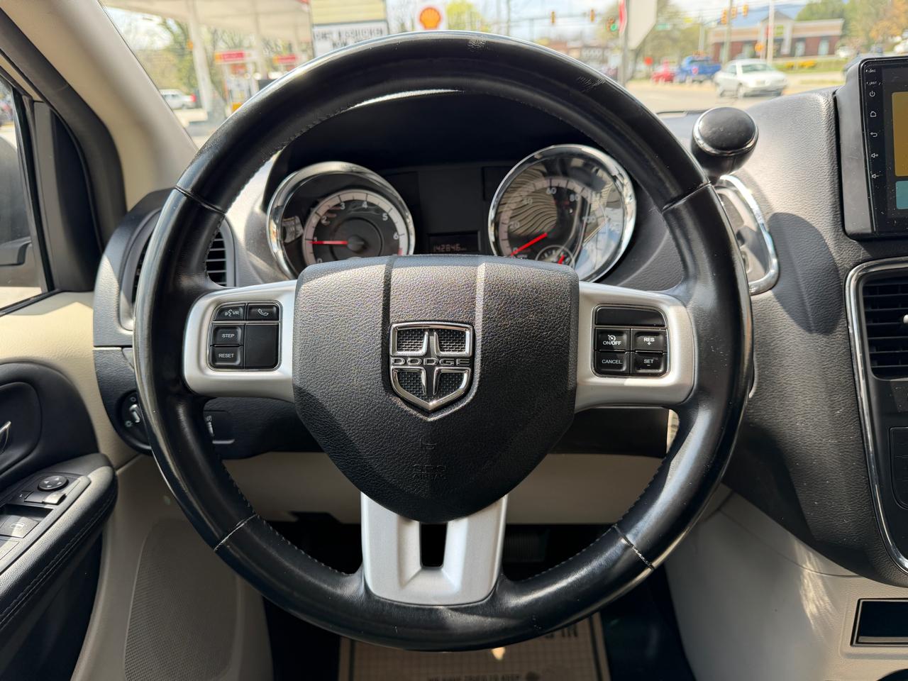 Dodge Grand Caravan SE 2015